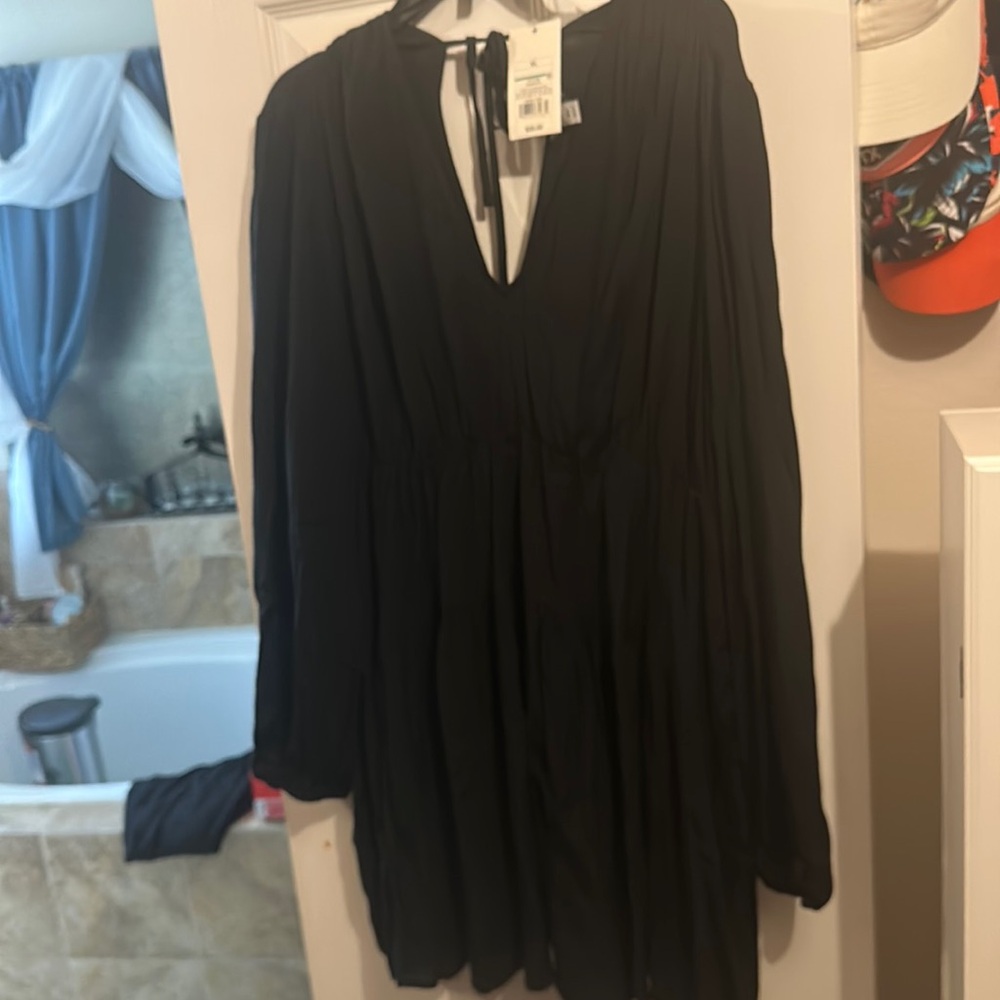 Black long sleeve dress